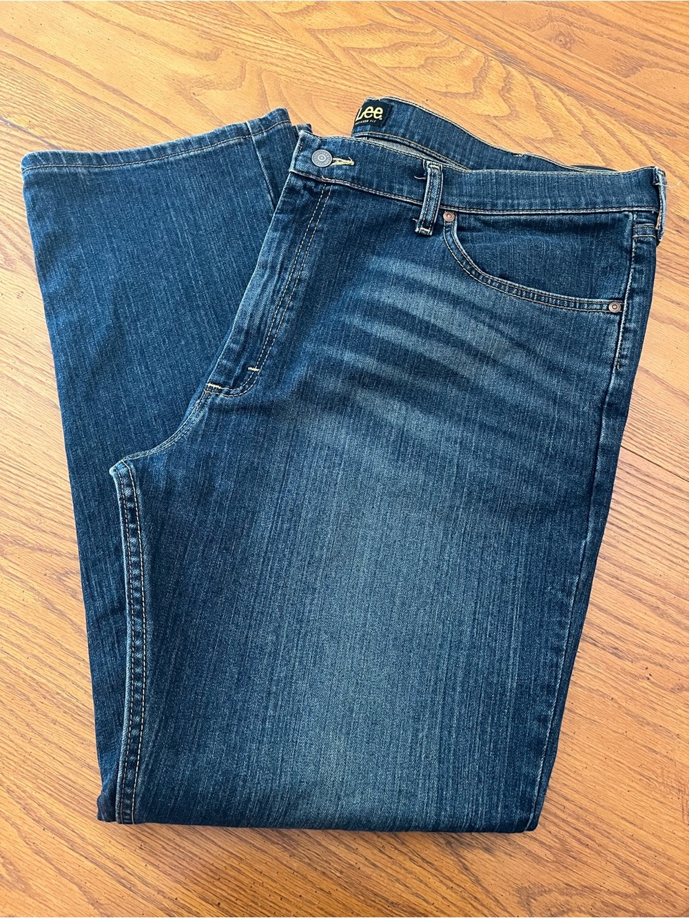 Lee’s Men’s Relaxed Fit Straight Leg Jeans 42W 32L